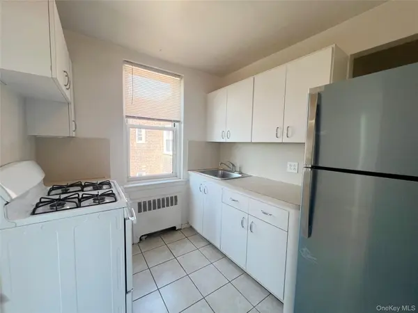 3011 Parsons BLVD #7N, Flushing, NY 11354
