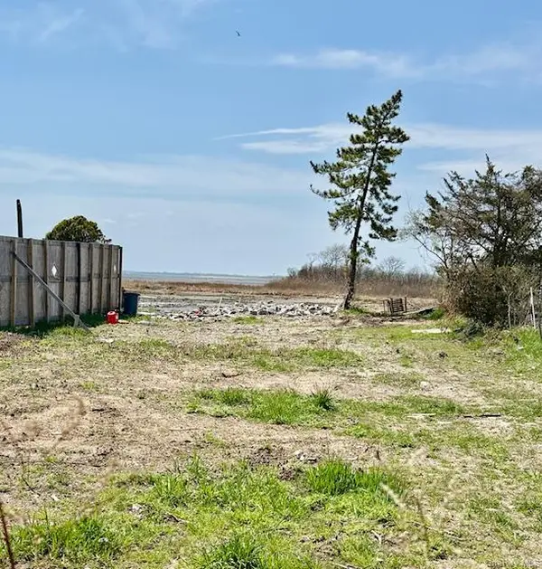 403 Cross Bay BLVD, Broad Channel, NY 11693
