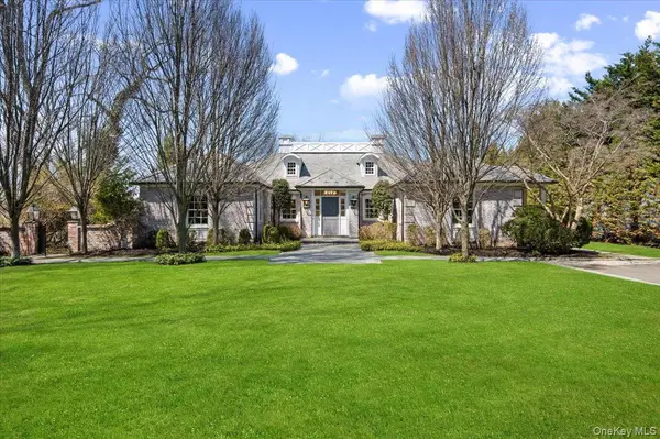 516 Centre Island RD, Centre Island, NY 11771