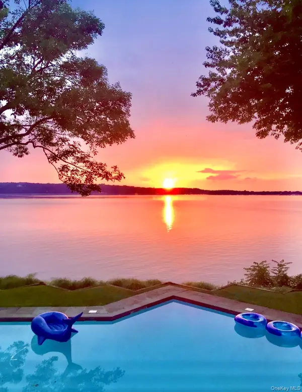 516 Centre Island RD, Centre Island, NY 11771
