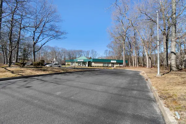 271 Rt-25A, Wading River, NY 11792