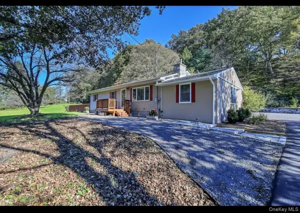 68 Whitford RD, Westtown, NY 10998