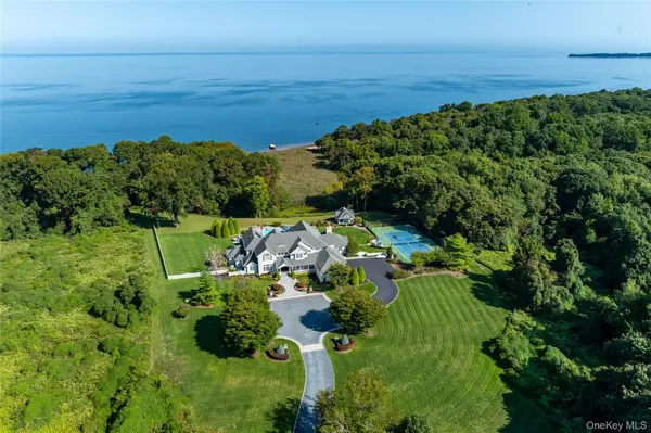 697 Short Beach RD, Nissequogue, NY 11780