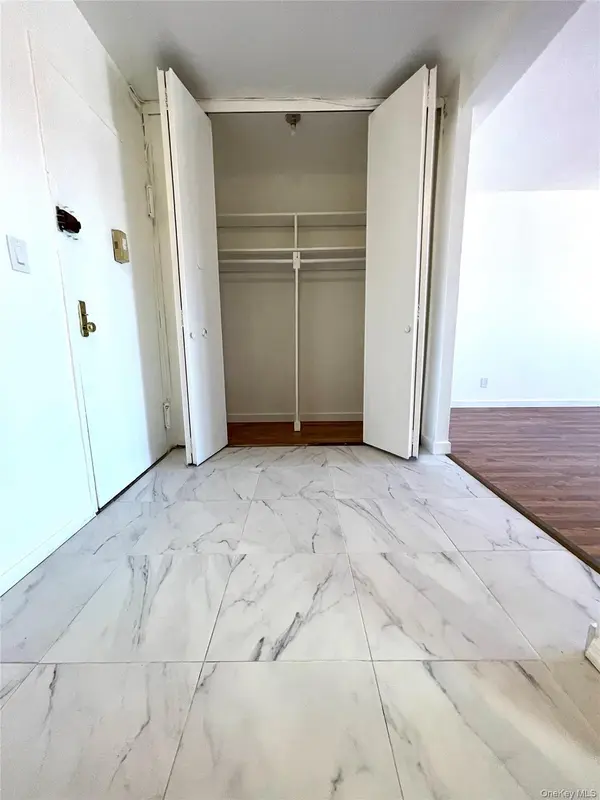 89-15 Parsons BLVD #15D, Jamaica, NY 11432