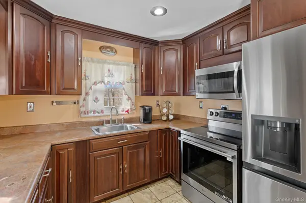 37 Northern AVE, Walden, NY 12586