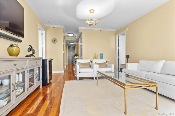 10 City PL #PH2C, White Plains, NY 10601