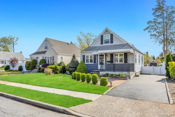 126 New York AVE, West Hempstead, NY 11552