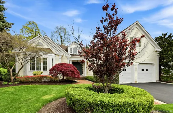 41 Evergreen CIR, Manhasset, NY 11030