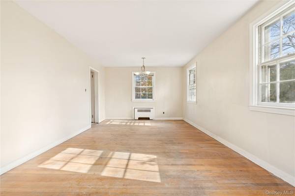 97 Wescott BLVD, Staten Island, NY 10314