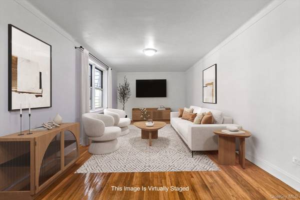 67-12 Yellowstone BLVD #E5, Forest Hills, NY 11375