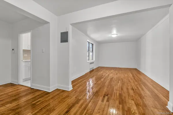 67-12 Yellowstone BLVD #E5, Forest Hills, NY 11375