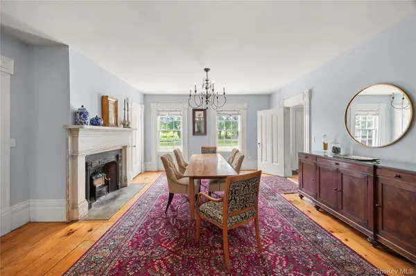 36 Market LN, Clinton Corners, NY 12514