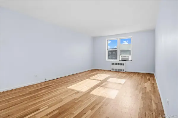 7445 Yellowstone BLVD #6F, Rego Park, NY 11374