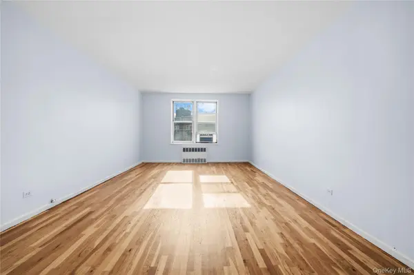 7445 Yellowstone BLVD #6F, Rego Park, NY 11374