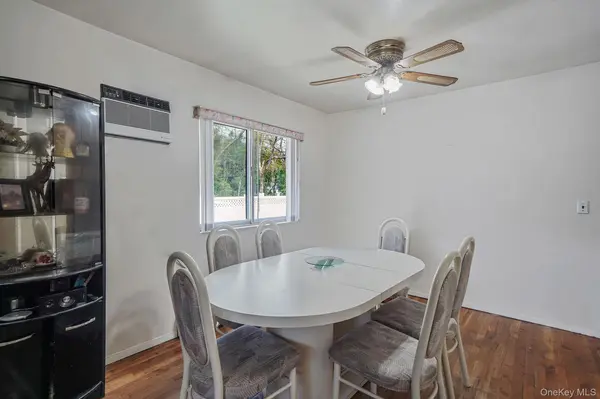 2771 Pond AVE, Ronkonkoma, NY 11779