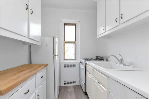 68-63 108th ST #3G, Forest Hills, NY 11375