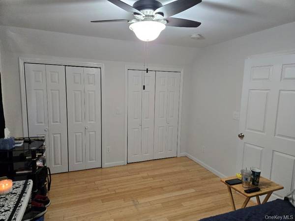 12 Carson ST, Bethpage, NY 11714