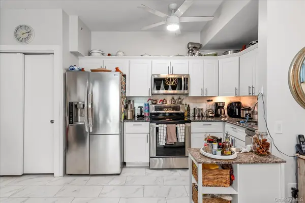 221 Beach 80th ST #7B, Rockaway Beach, NY 11693
