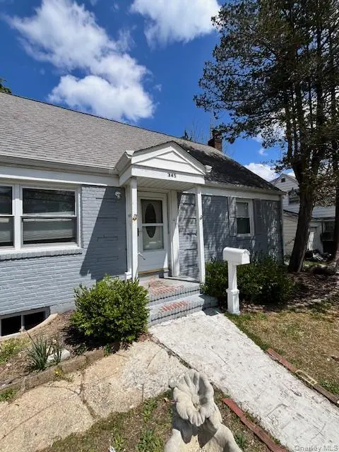 345 Walton ST, West Hempstead, NY 11552