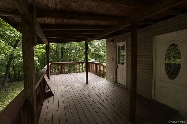 10 Lookout TRL, Monroe, NY 10950