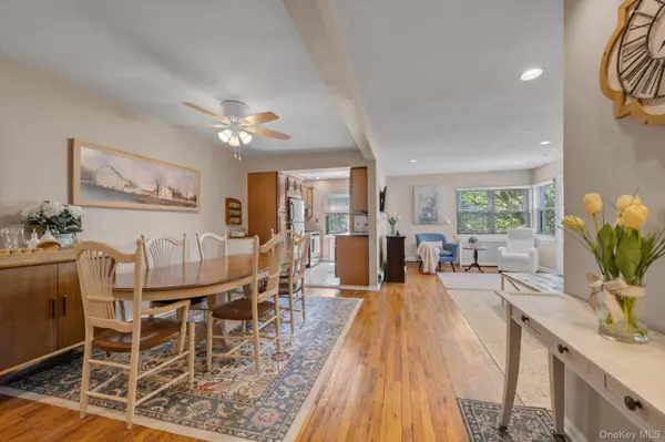 1195 E Broadway #L23, Hewlett, NY 11557
