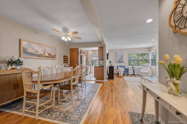 1195 E Broadway #L23, Hewlett, NY 11557