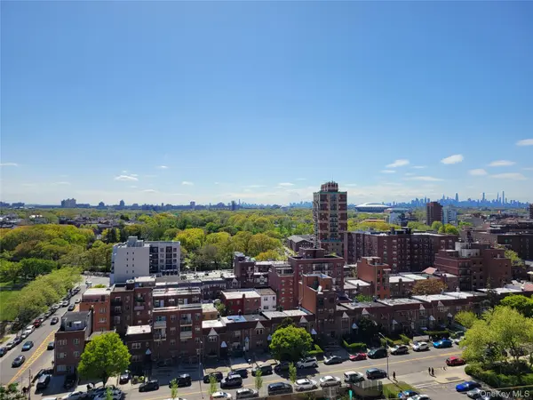 138-35 Elder AVE #14K, Flushing, NY 11355
