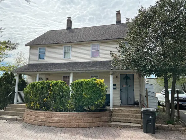 241 Covert ST, Westbury, NY 11590