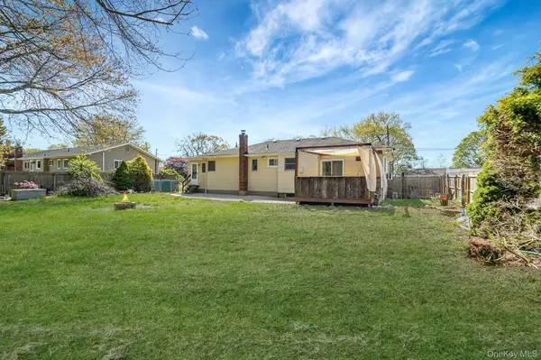 237 Adams ST, Deer Park, NY 11729