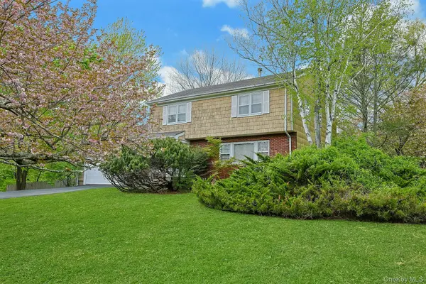 110 Eastview DR, Valhalla, NY 10595