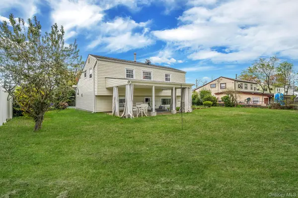 312 W 16th ST, Deer Park, NY 11729