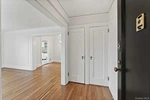 42 Pondfield #6D, Bronxville, NY 10708