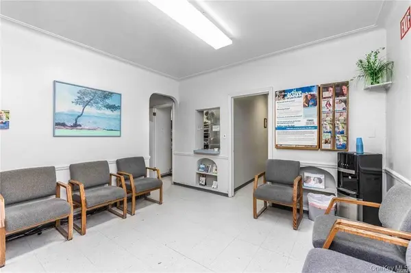 35-24 78th ST #B-14, Jackson Heights, NY 11372