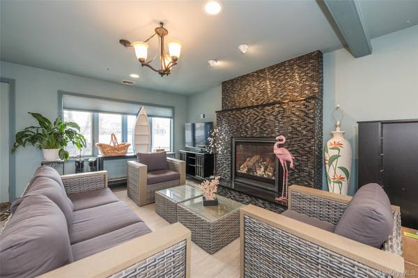 3414 Riverside DR, Oceanside, NY 11572