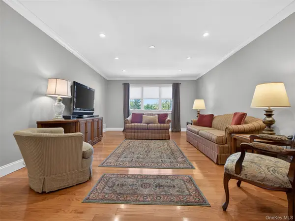 68 Bon Aire CIR #P11, Suffern, NY 10901