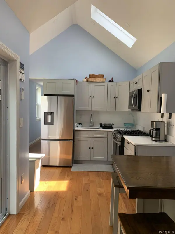 10019 Avenue, Brooklyn, NY 11236