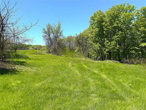 Walnut ST, Pawling, NY 12564