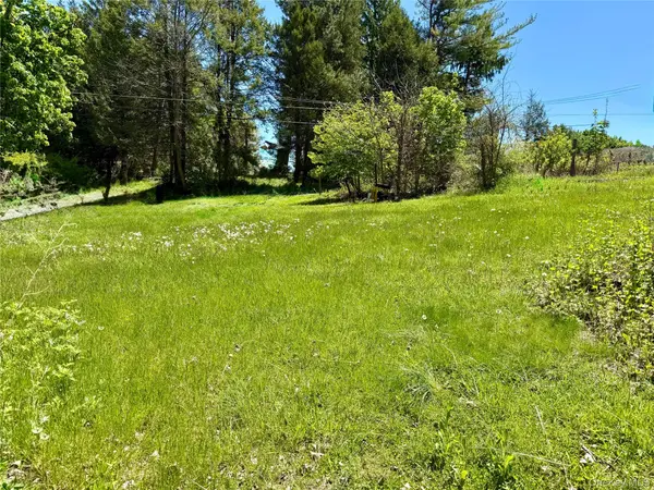 Walnut ST, Pawling, NY 12564