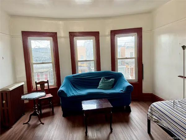 1723 Melville ST, Bronx, NY 10460