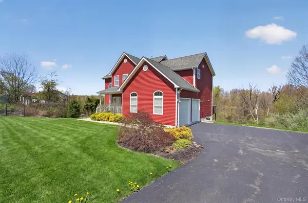 2 Primrose LN, Chester, NY 10918