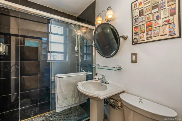 65-30 108 Street #2D, Forest Hills, NY 11375