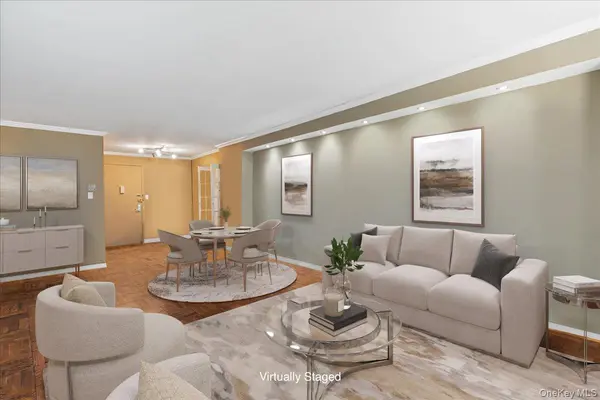 18-05 215th ST #8B, Bayside, NY 11360