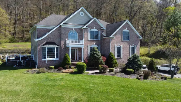 194 Devon Farms RD, Stormville, NY 12582