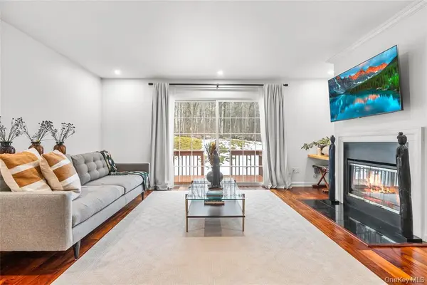 503 Twin Brook CT, Carmel, NY 10512