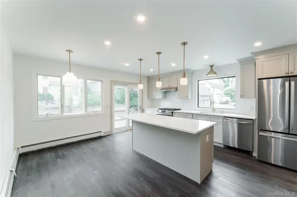21 Mackey AVE, Port Washington, NY 11050