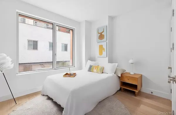 208 Delancey ST #1B, New York (manhattan), NY 10002