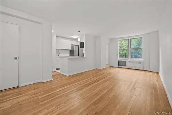 5425 Valles AVE #2M, Bronx, NY 10471