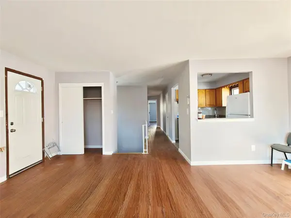 2008 125th ST, College Point, NY 11356