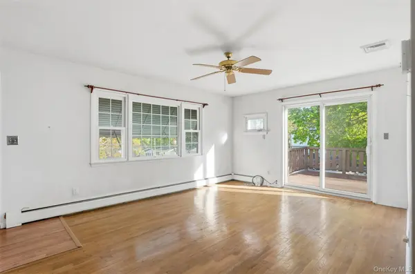 2 Crescent DR, Beacon, NY 12508