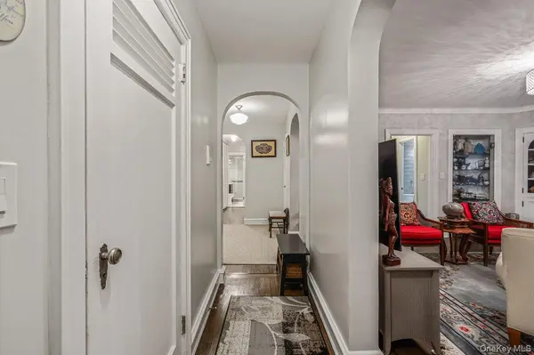 150 Burns #3H/3G, Forest Hills, NY 11375